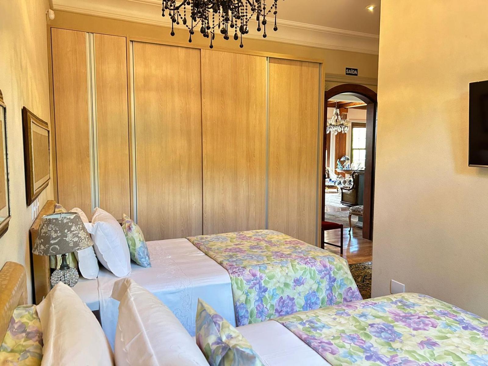 Standard Double Suite